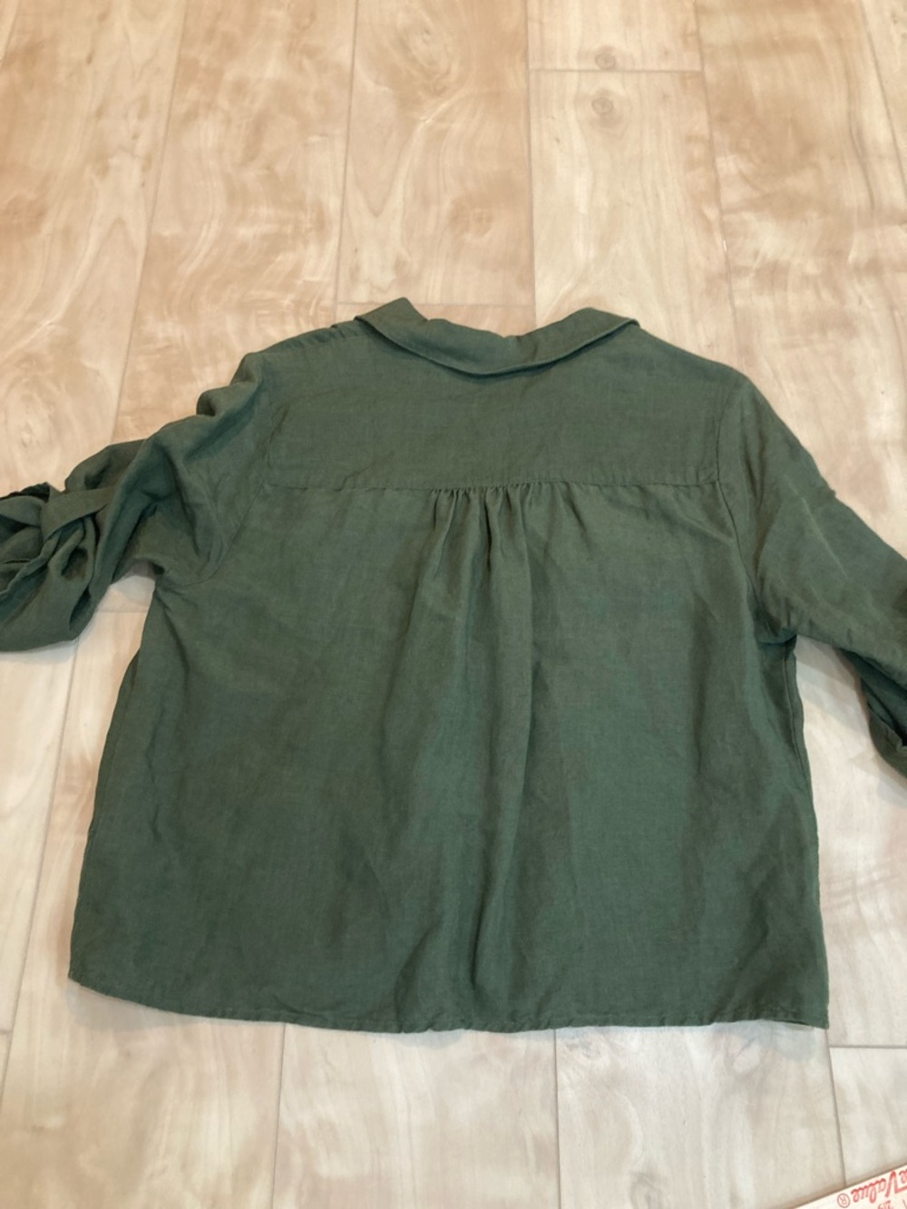 Linen blend twist blouse - Picture 11 of 11